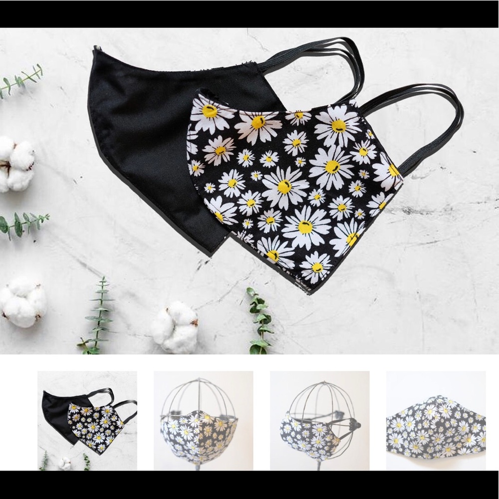 Daisy Face Mask